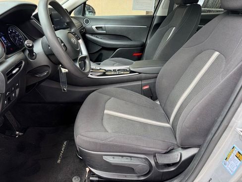 Certified 2023 Hyundai Sonata SE w/ Cargo Package FWD image 7
