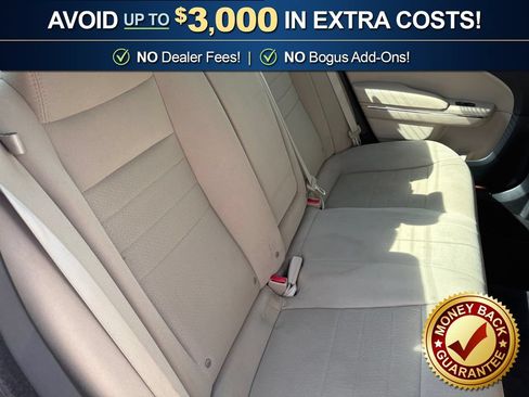 Used 2013 Dodge Charger SE RWD image 23