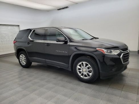 Used 2020 Chevrolet Traverse LS image 11