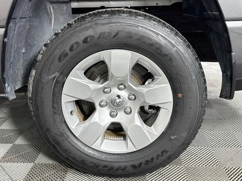 Used 2023 RAM 1500 Big Horn RWD image 57