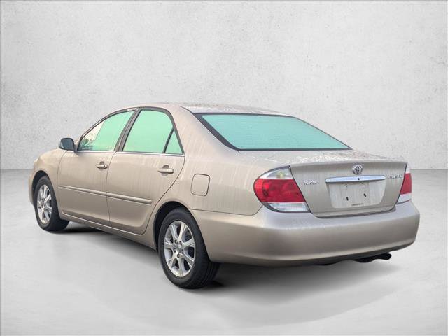 Used 2005 Toyota Camry XLE FWD image 7