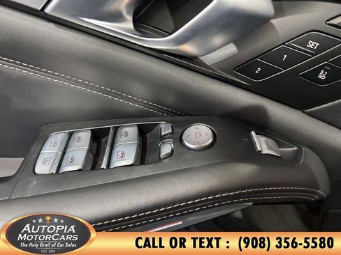 Used 2021 BMW X7 M50i AWD/4WD image 26