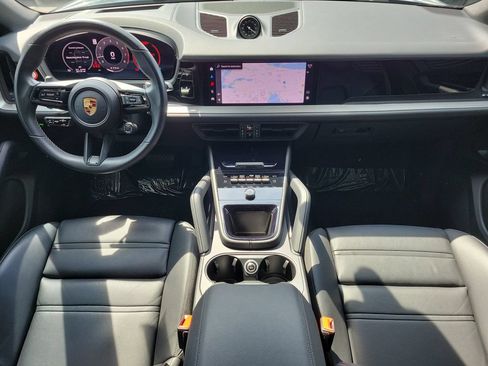 Certified 2024 Porsche Cayenne Coupe AWD/4WD image 20