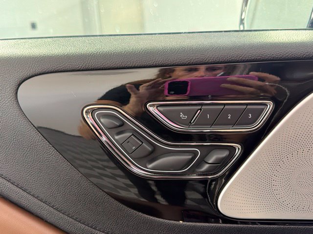 Used 2020 Lincoln Aviator Reserve w/ Equipment Group 202A AWD/4WD image 28