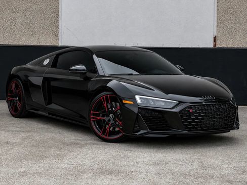 Used 2021 Audi R8 V10 RWD image 5