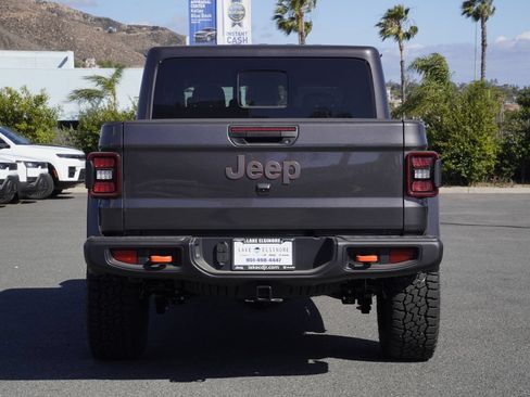 New 2026 Jeep Gladiator Mojave w/ Steel Bumper Group AWD/4WD image 5
