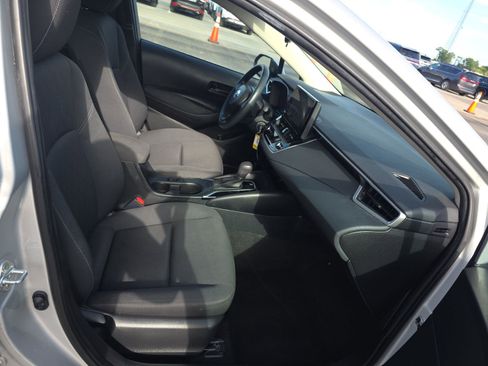 Used 2024 Toyota Corolla LE FWD image 10