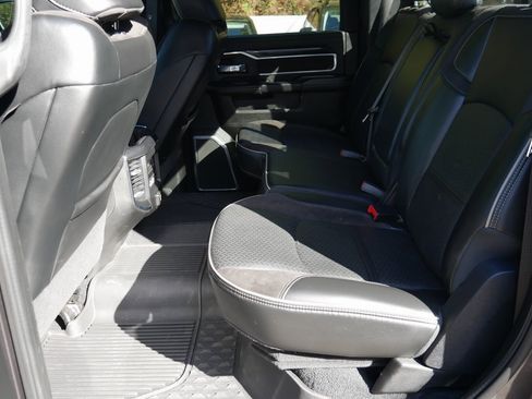 Used 2022 RAM 3500 Laramie image 27