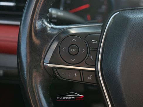 Used 2020 Toyota Camry XSE image 21