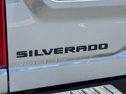 New 2026 Chevrolet Silverado 2500 Custom w/ Custom Value Package AWD/4WD image 24