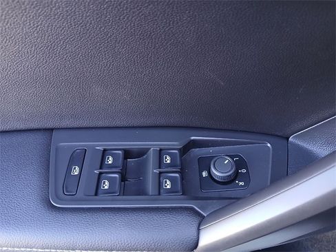 Used 2024 Volkswagen Tiguan S image 24