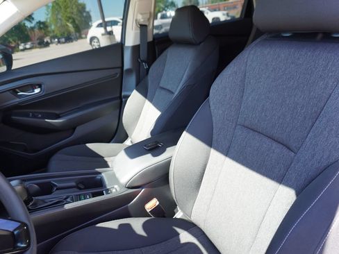 Used 2025 Honda Accord SE image 26