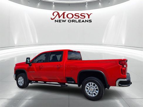 Used 2024 Chevrolet Silverado 2500 LT image 7