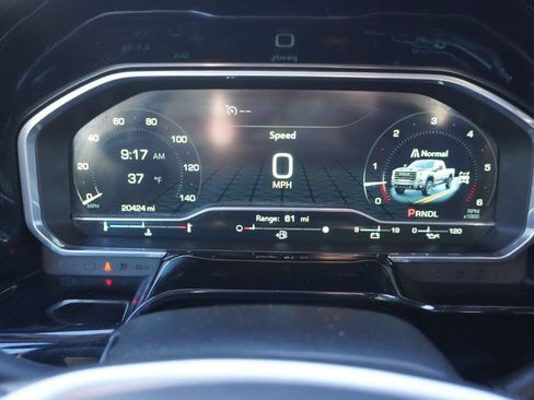 Used 2024 GMC Sierra 3500 SLE image 13