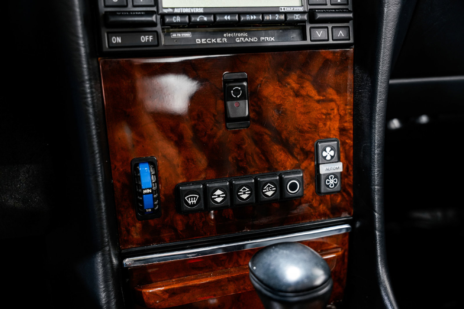 Used 1987 Mercedes-Benz 560 SL image 13
