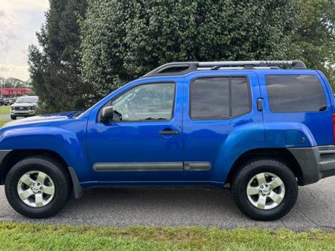 Used 2013 Nissan Xterra S w/ Value Package AWD/4WD image 1