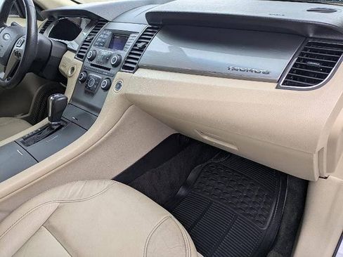 Used 2014 Ford Taurus SEL FWD image 12
