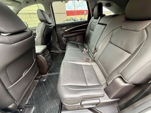 Used 2018 Acura MDX w/ Technology & Entertainment image 35