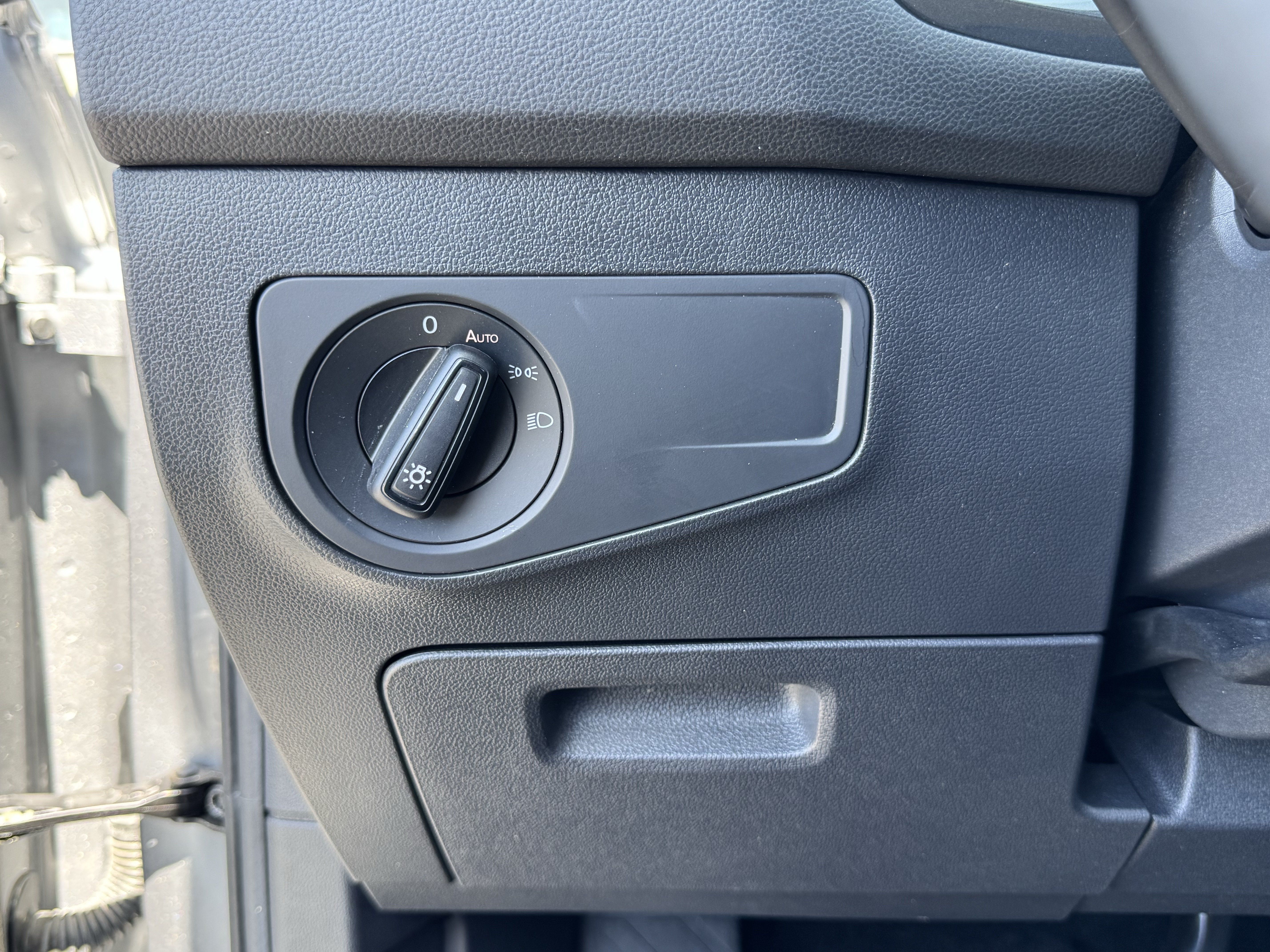 Certified 2024 Volkswagen Tiguan S FWD image 27