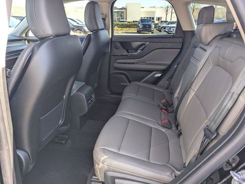 New 2026 Lincoln Corsair Premiere image 12