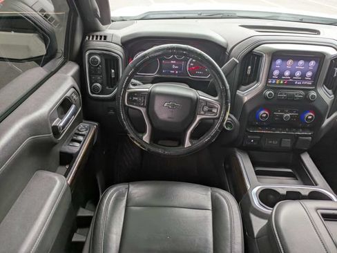 Used 2020 Chevrolet Silverado 1500 LT Trail Boss AWD/4WD image 16