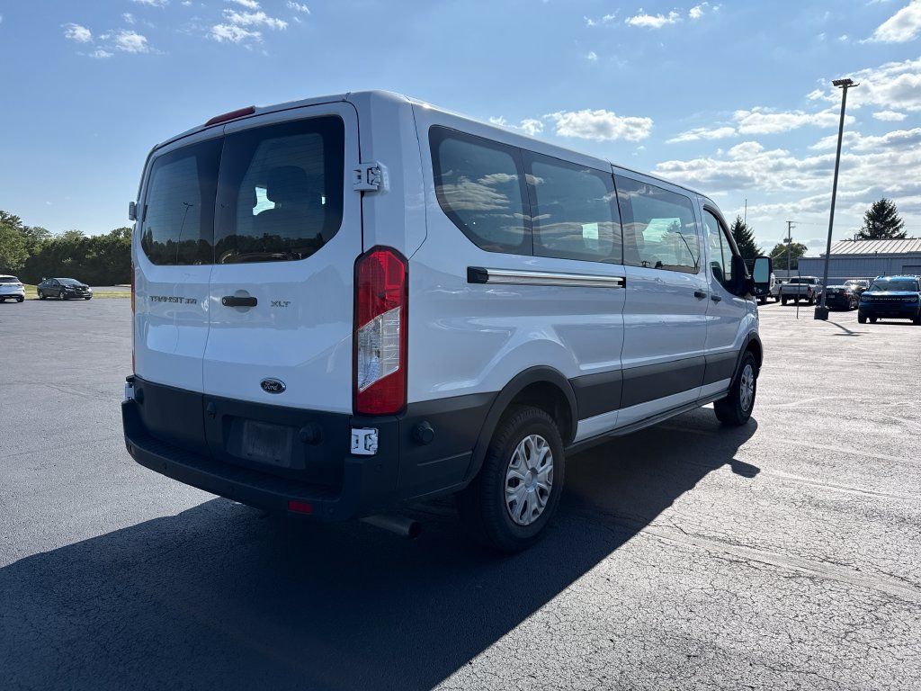 Used 2024 Ford Transit 350 XLT RWD image 7