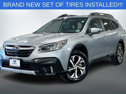 Used 2021 Subaru Outback Limited XT image 3