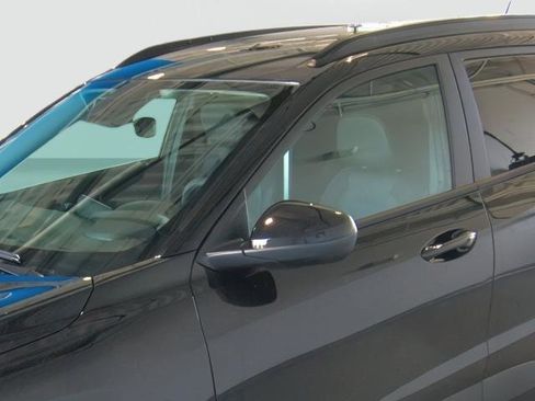 New 2026 Chevrolet Trax LT FWD image 8