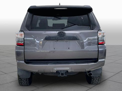 Used 2021 Toyota 4Runner Venture w/ Moonroof Package AWD/4WD image 5
