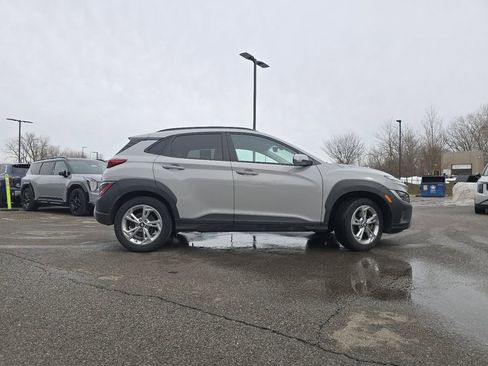 Used 2023 Hyundai Kona SEL w/ Convenience Package image 17