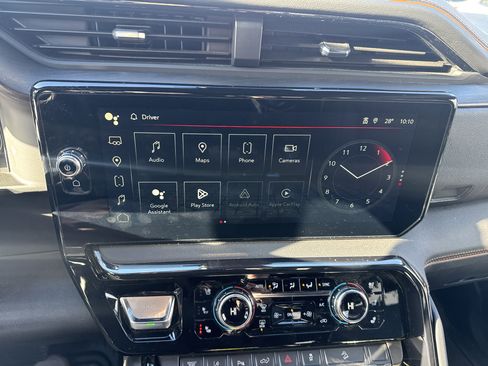 Used 2024 GMC Sierra 2500 AT4 w/ AT4 Preferred Package image 23