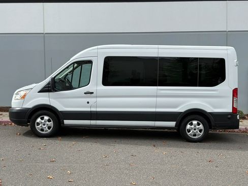 Used 2017 Ford Transit 350 XLT image 2