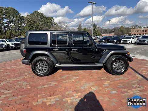 Used 2024 Jeep Wrangler Sport S image 37