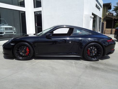 Used 2017 Porsche 911 Carrera GTS w/ GTS Interior Package RWD image 4
