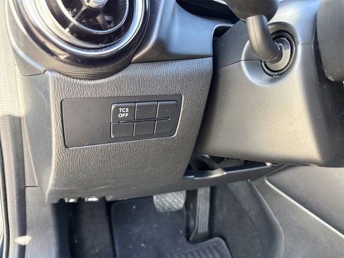 Used 2019 MAZDA CX-3 Touring w/ Preferred Equipment Package image 17