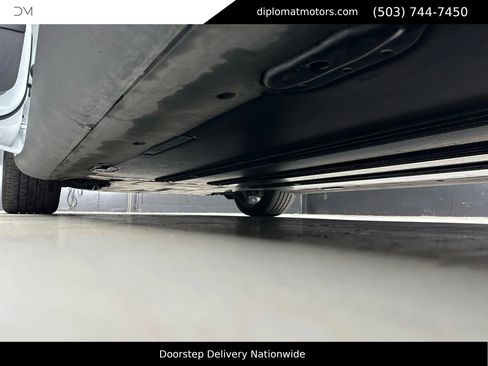 Used 2023 Tesla Model Y Long Range image 44