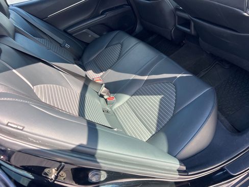 Used 2019 Toyota Camry SE image 15