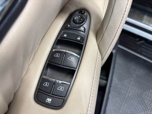 Used 2023 Nissan Armada SL w/ Captain's Chairs Package AWD/4WD image 14