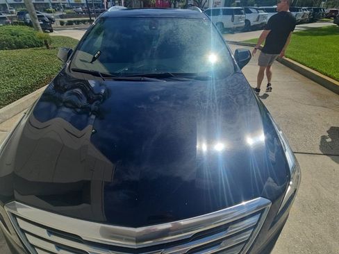 Used 2018 Cadillac XT5 FWD image 14
