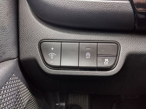 Used 2024 Kia Seltos S AWD/4WD image 20