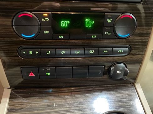 Used 2005 Mercury Montego Luxury FWD image 19