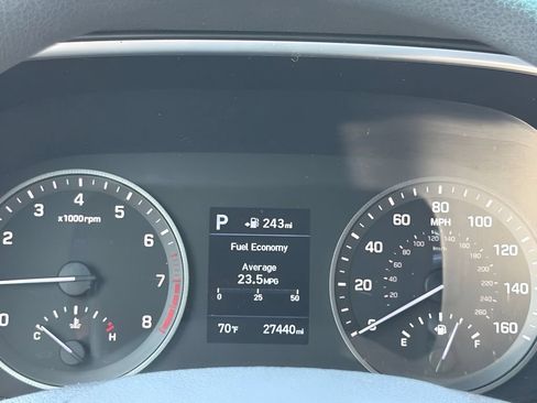 Used 2021 Hyundai Tucson SE AWD/4WD image 17