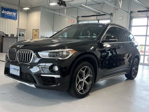 Used 2018 BMW X1 xDrive28i w/ Premium Package AWD/4WD image 6