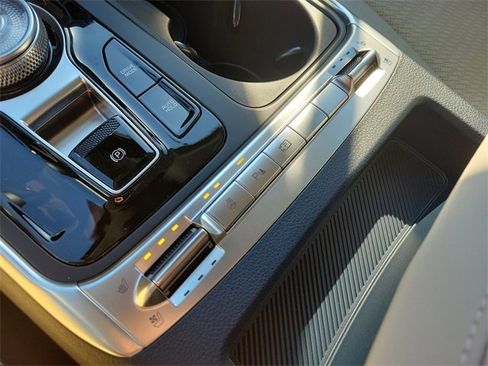 New 2026 Kia Carnival SX Prestige image 38