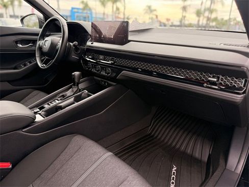 Used 2024 Honda Accord Sport image 21