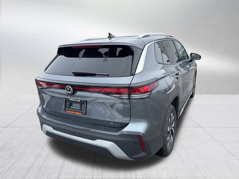 New 2026 Volkswagen Tiguan S image 5