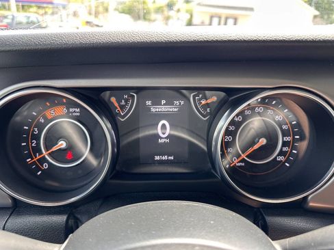 Used 2020 Jeep Wrangler Unlimited Sport S AWD/4WD image 15
