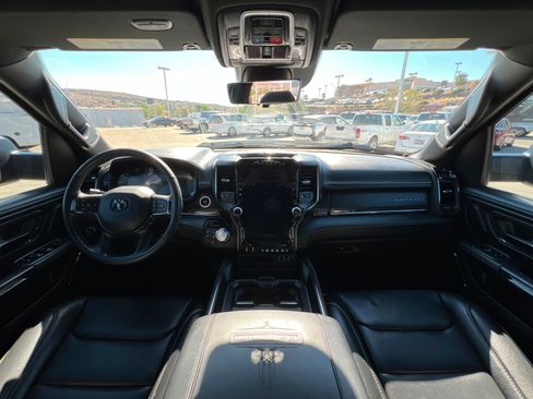 Used 2024 RAM 1500 Limited AWD/4WD image 9
