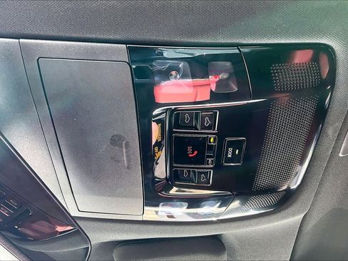 Used 2025 Lexus NX 250 FWD w/ Towing Package (2000 Lbs) image 32