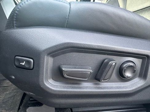 Used 2023 Toyota Tundra Platinum image 15